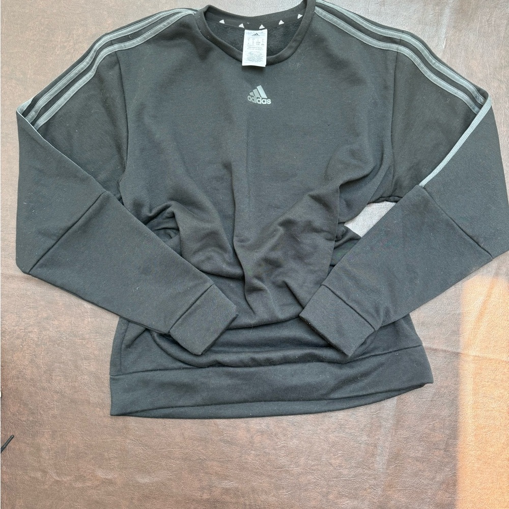 Adidas Black crewneck